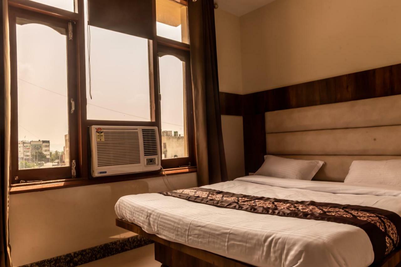 Hotel Arihant Palace , Katra Katra  Esterno foto